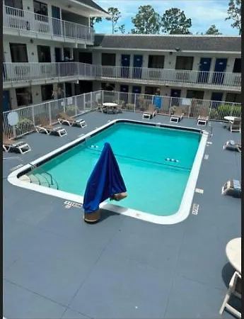 Motel 6-Bradenton, FL